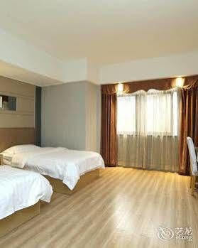 Hotel Yile