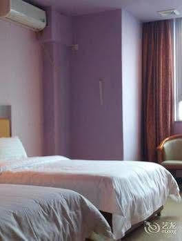 Chenyue Hotel