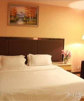 Chenyue Hotel