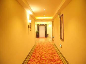 Greentree Panyu Chimelong Paradise Business Hotel 3*