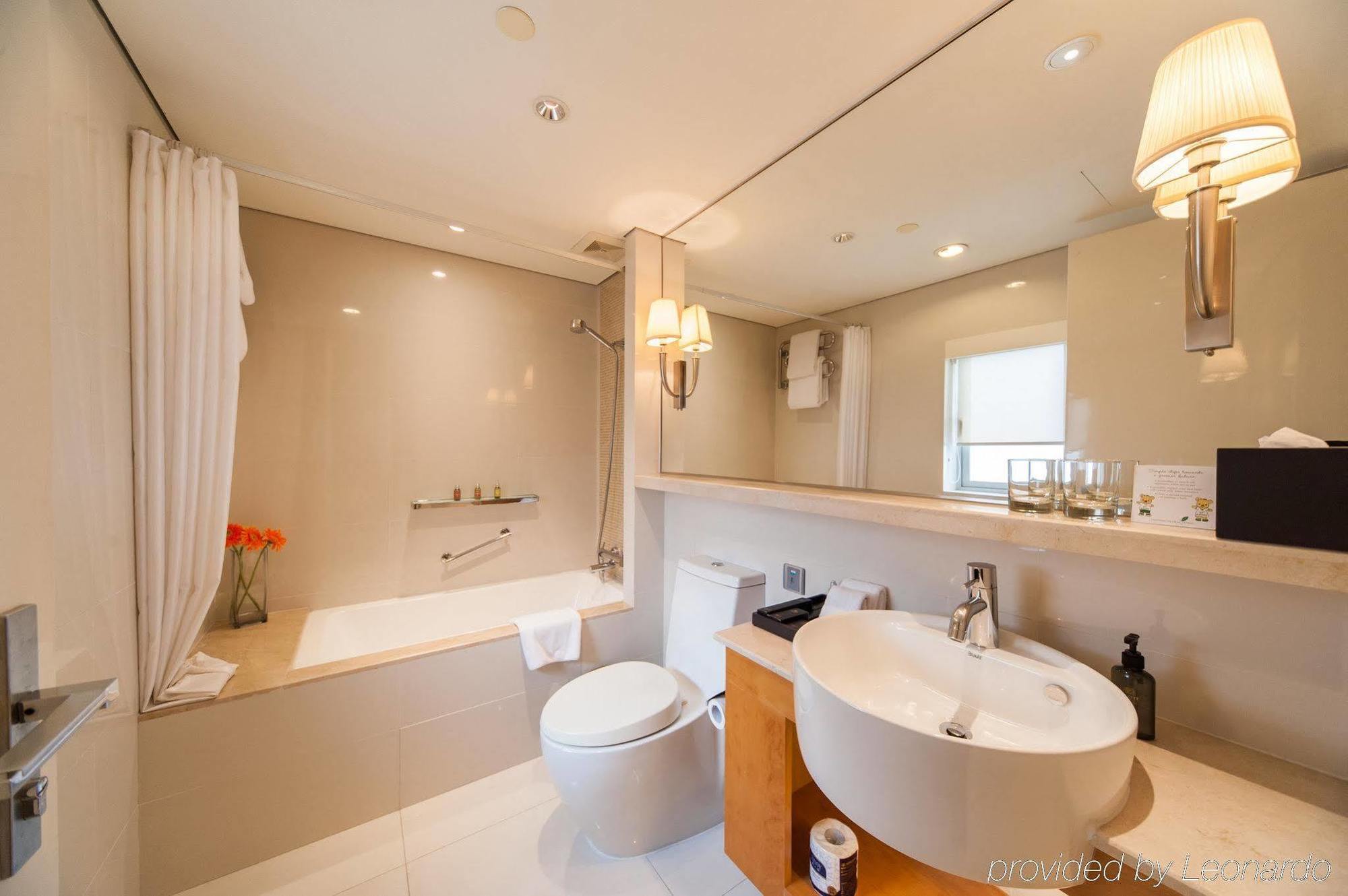 Ascott Guangzhou, Free Shuttle Bus For Fair * Guangzhou