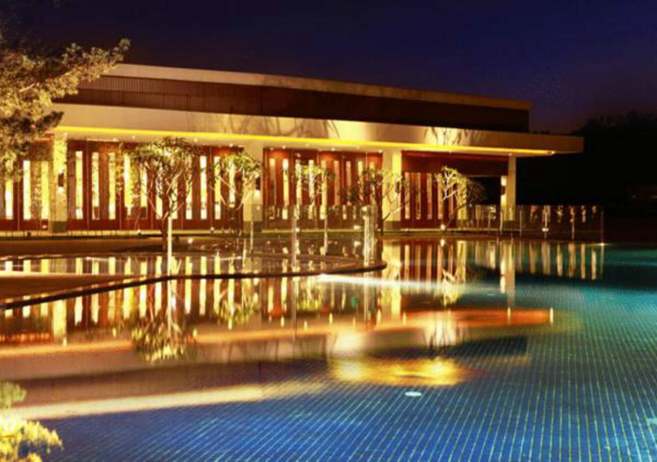Baiyun Lakeside Resort 4*