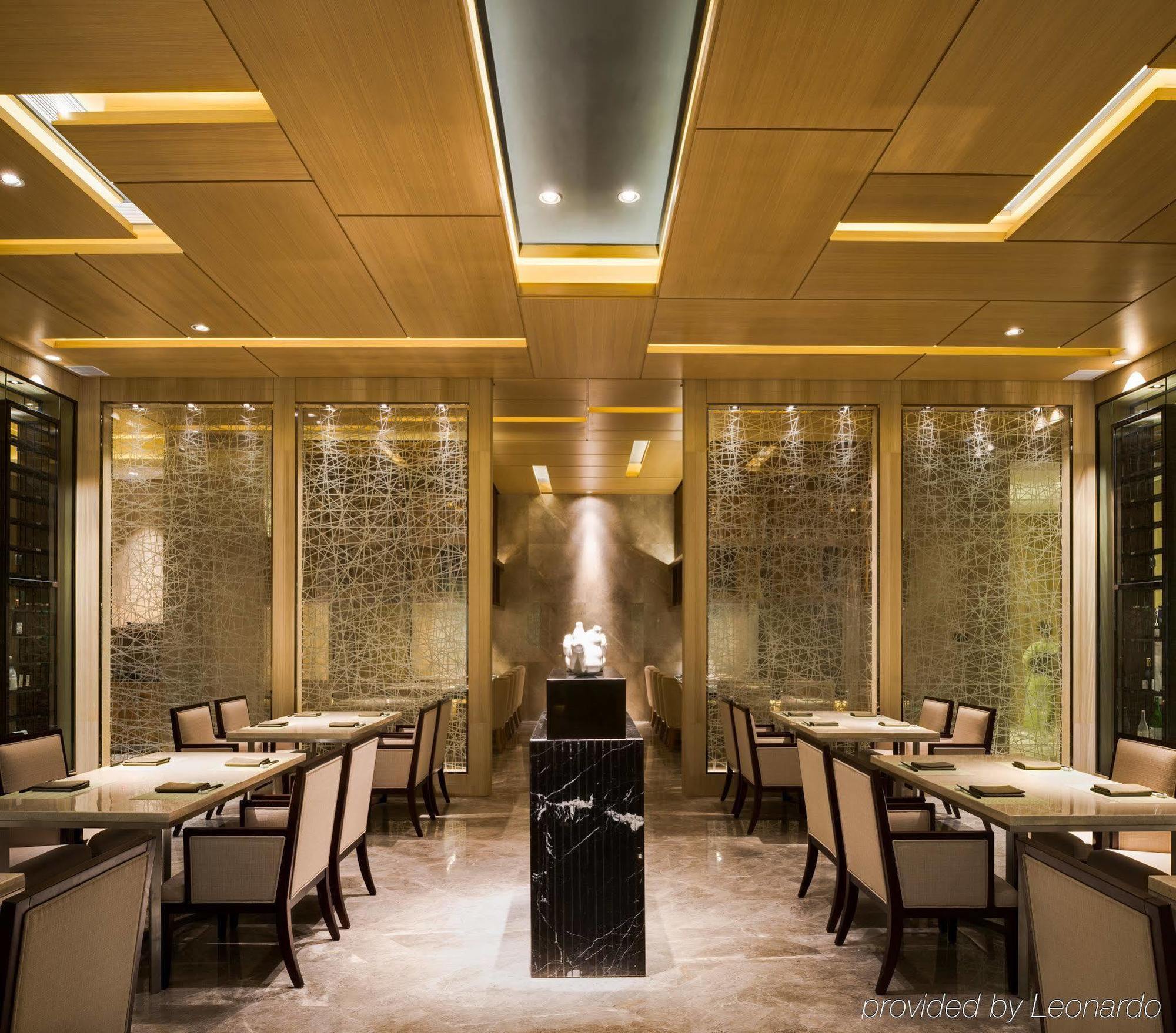 Hotel Nikko 5*