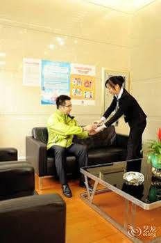 Tiga Hotel Canton