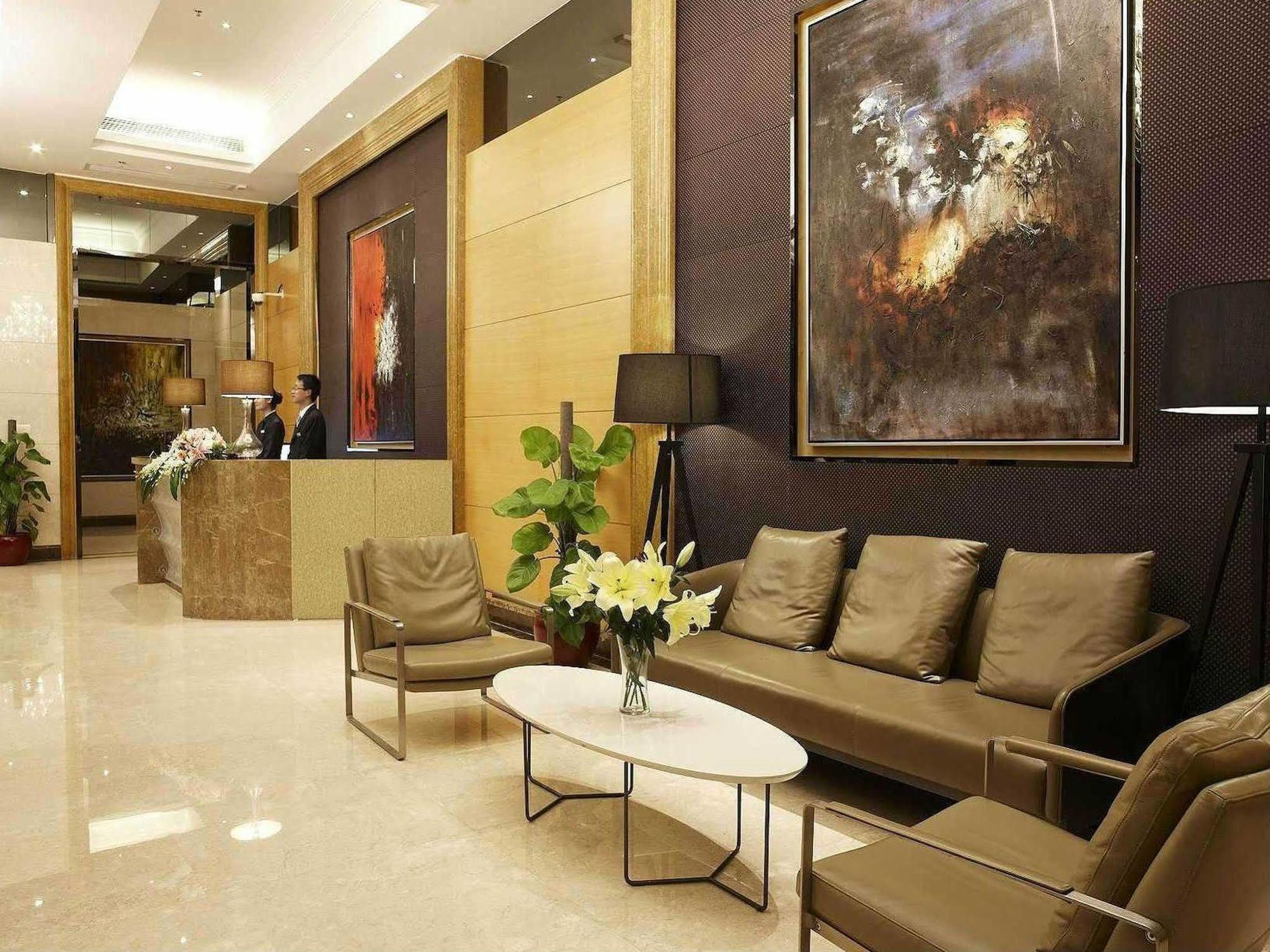Aparthotel Dan Executive Zhujiang New Town-freeshuttle Bus To Cantonfair Duringcanton Fair Period 4*