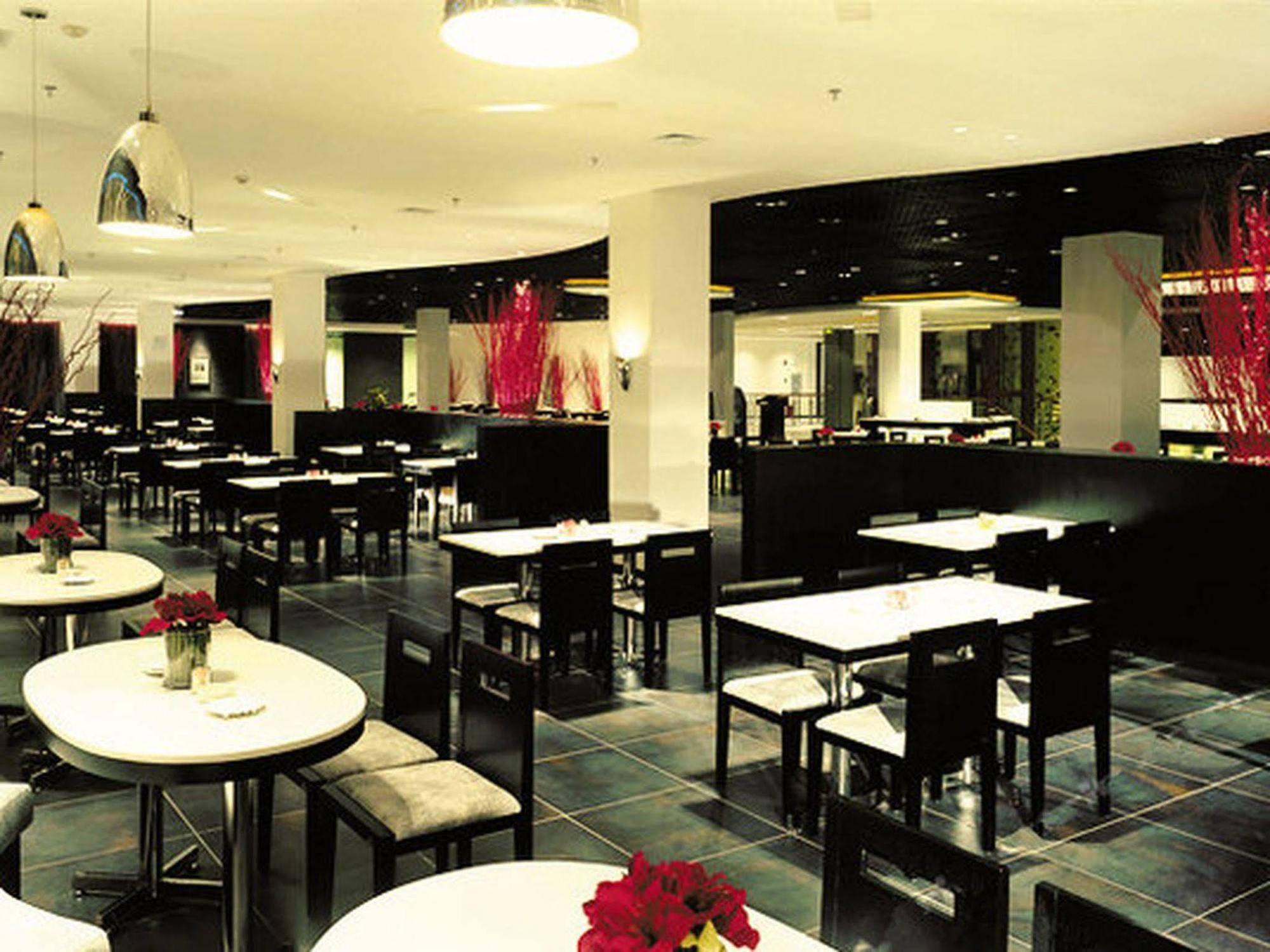 Guangdong Nanmei Osotto Hotel 4*