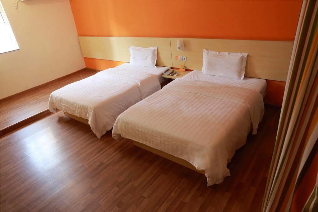 7 Days Hotel Canton