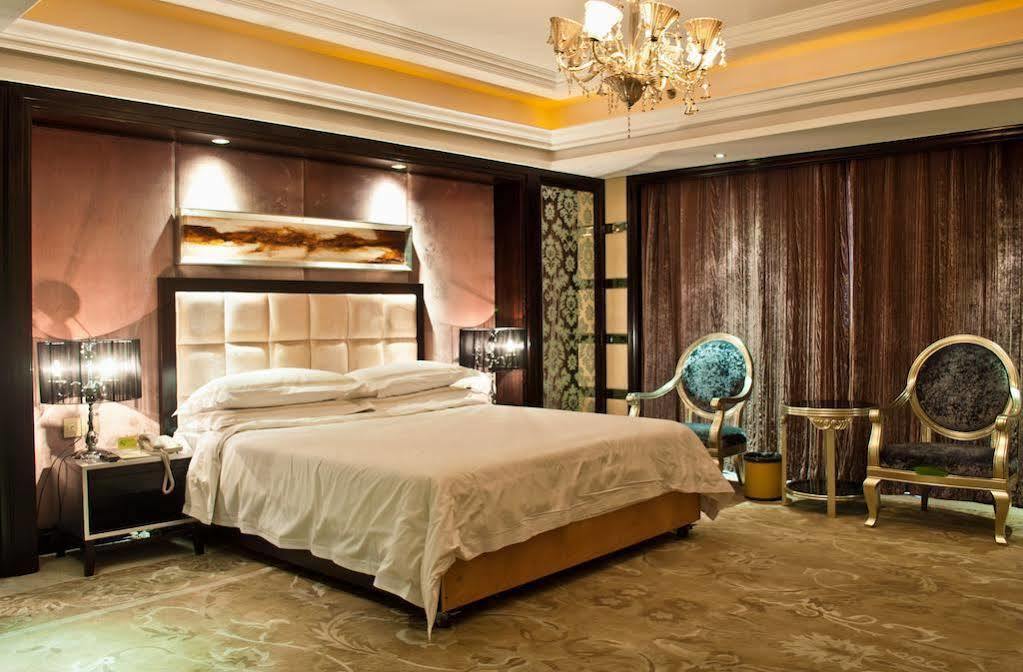 Vienna - South Railway Station Branch Hotel Guangzhou