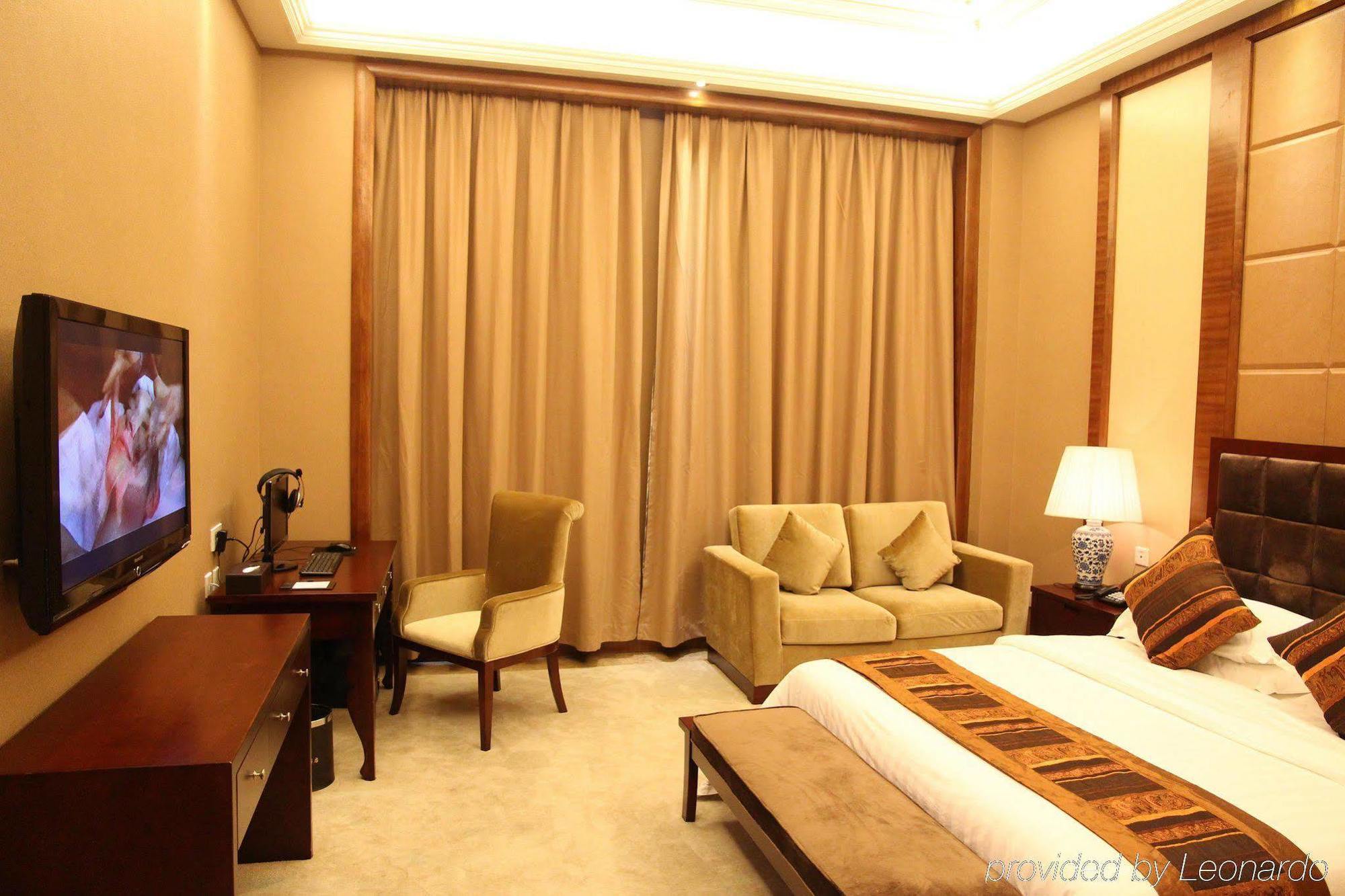 Water Way Hotel