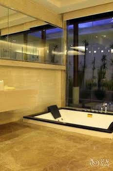 Water Way Hotel