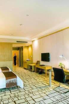 Hotel Baiyun Cheerful