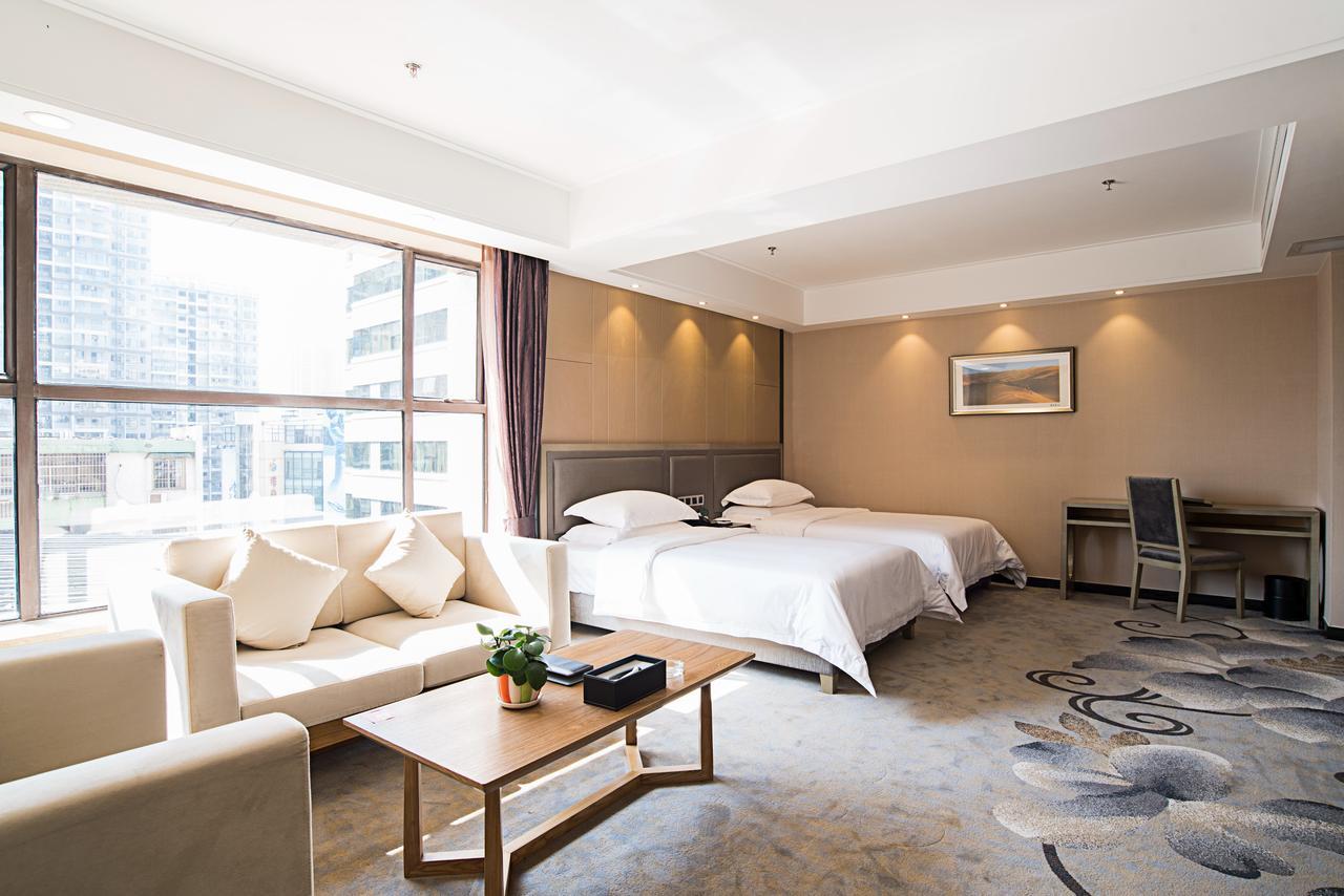 Hotel Rongjin 4*