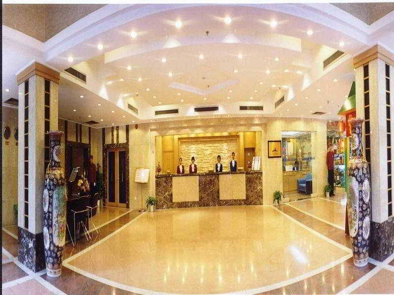Yuanyang Hotel 3*
