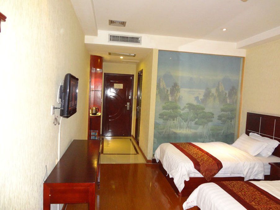Zhongda Jindu Hotel 3*