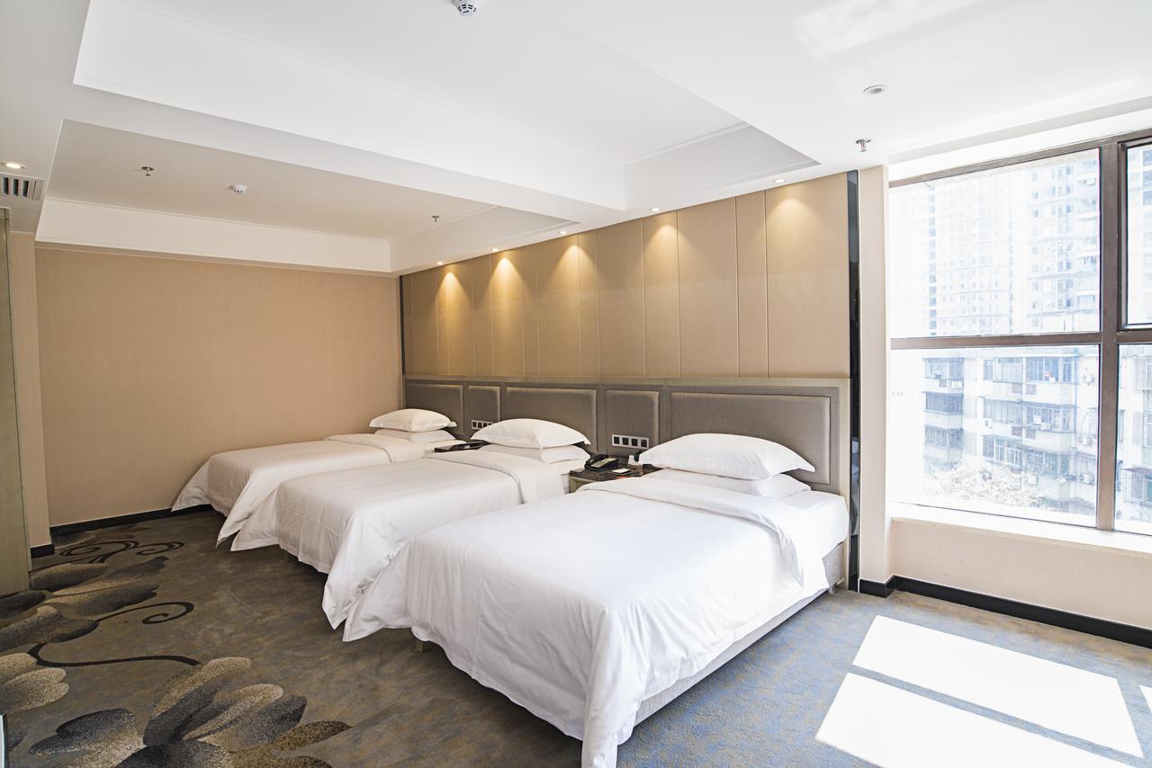 Hotel Rongjin 4*