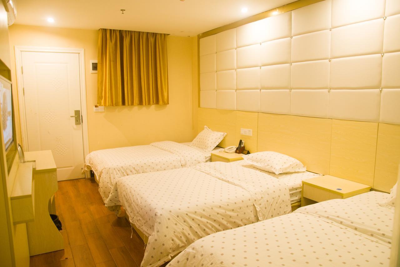 Yuan Hong Hotel *