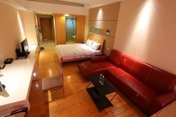 F&H Chain Hotel *