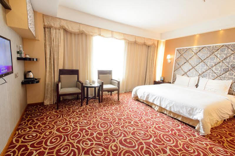 Jia He Hotel 3*
