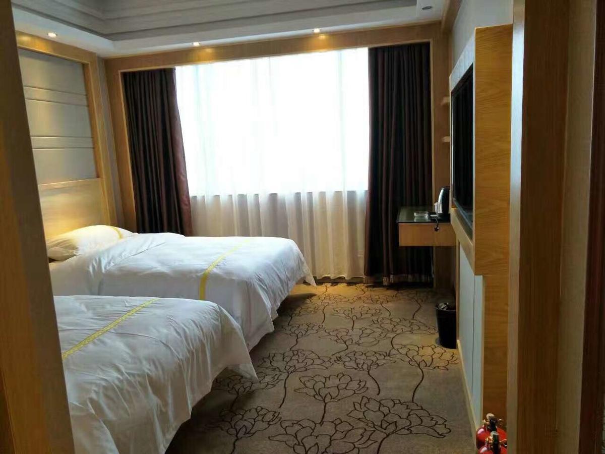 Hotel Maohua 3*