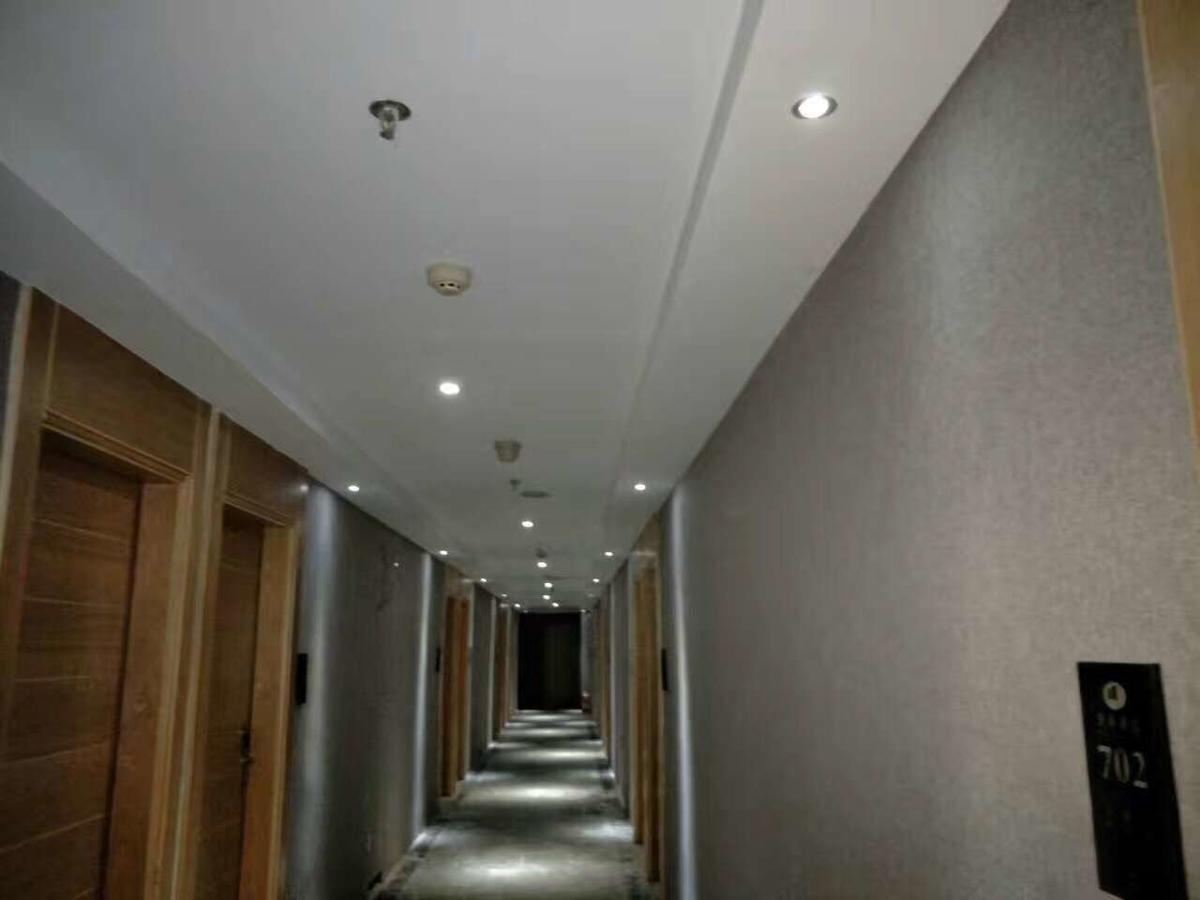Maohua 3* Guangzhou