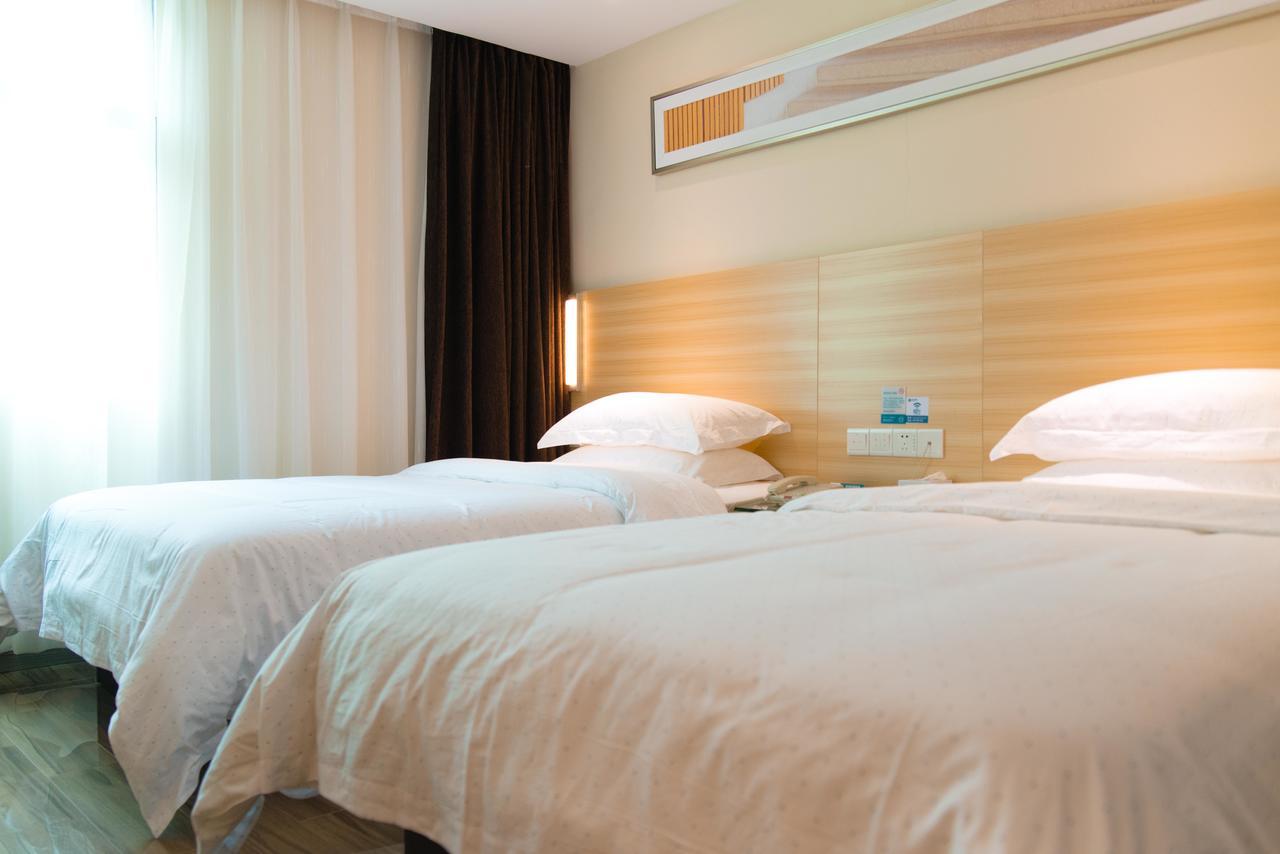 Hotel Comfort Beijing Road Branch