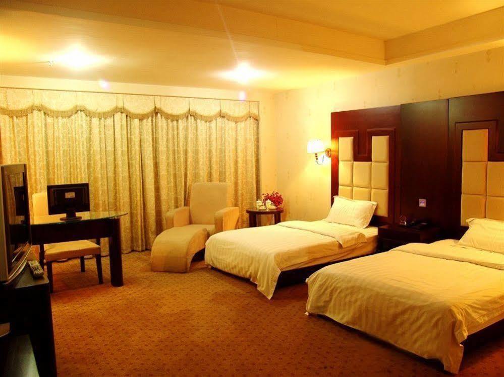 Hotel Jia He 3*