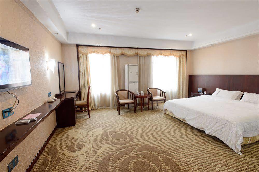 Jia He Hotel 3*
