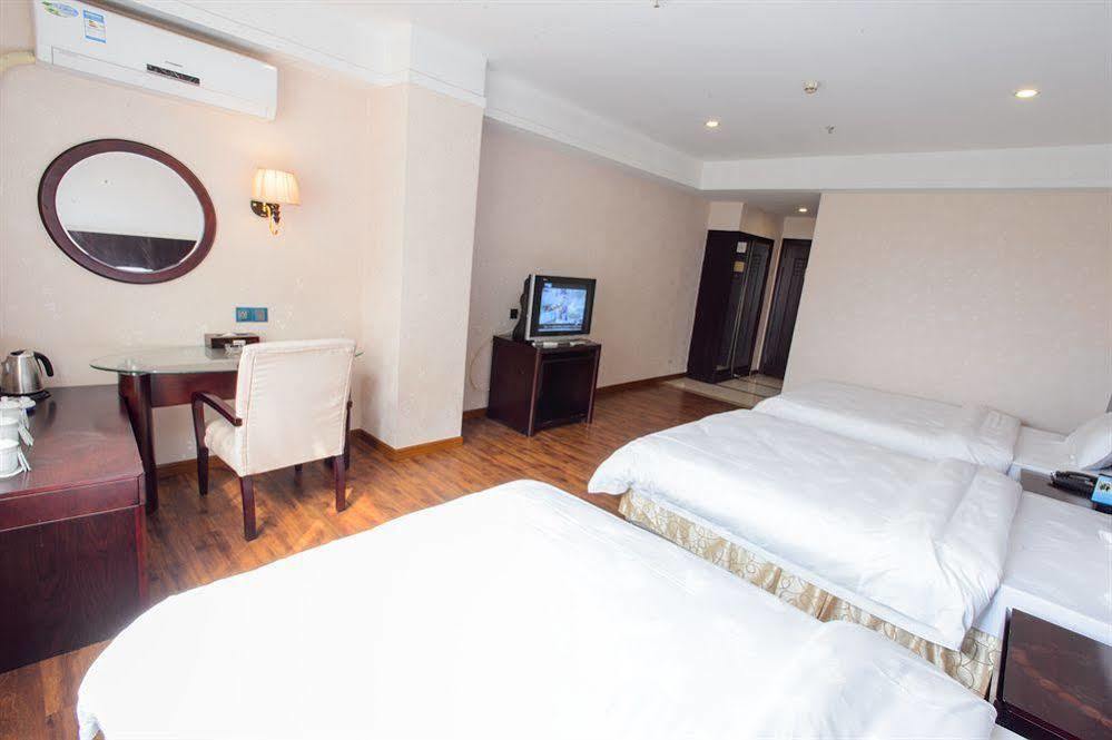 Jia He Hotel 3*