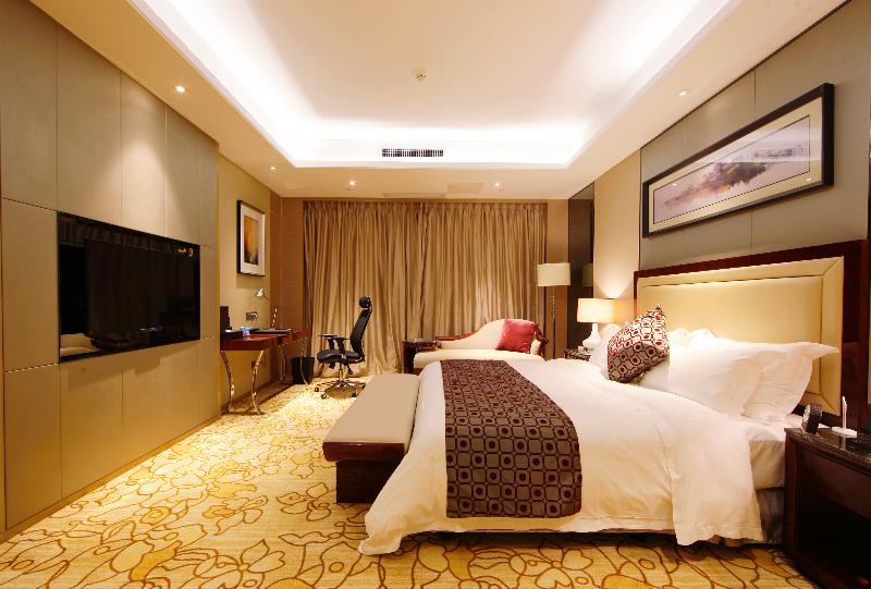 Hotel Country Garden Airport Phoenix 5*