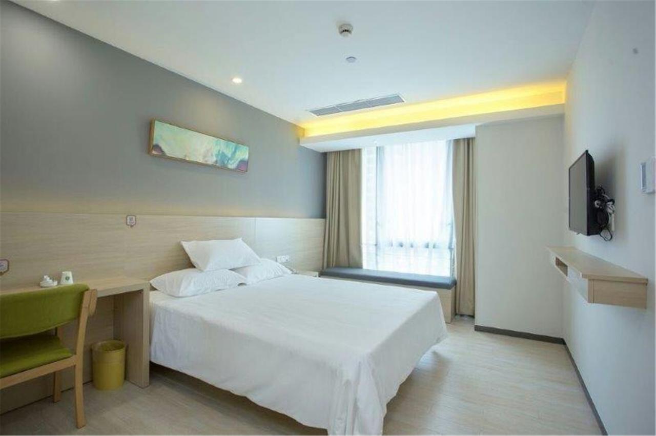 Hotel Hi 2*