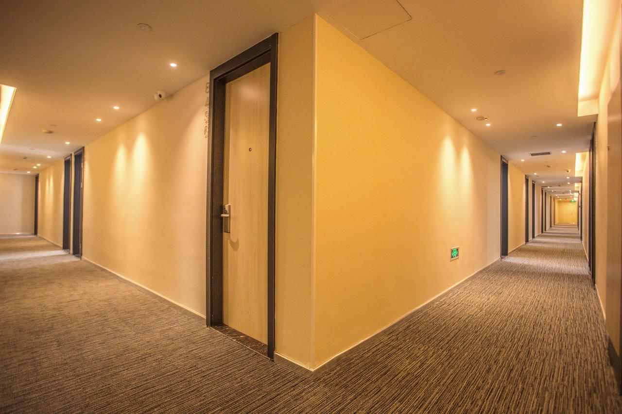 Hotel Hi 2*