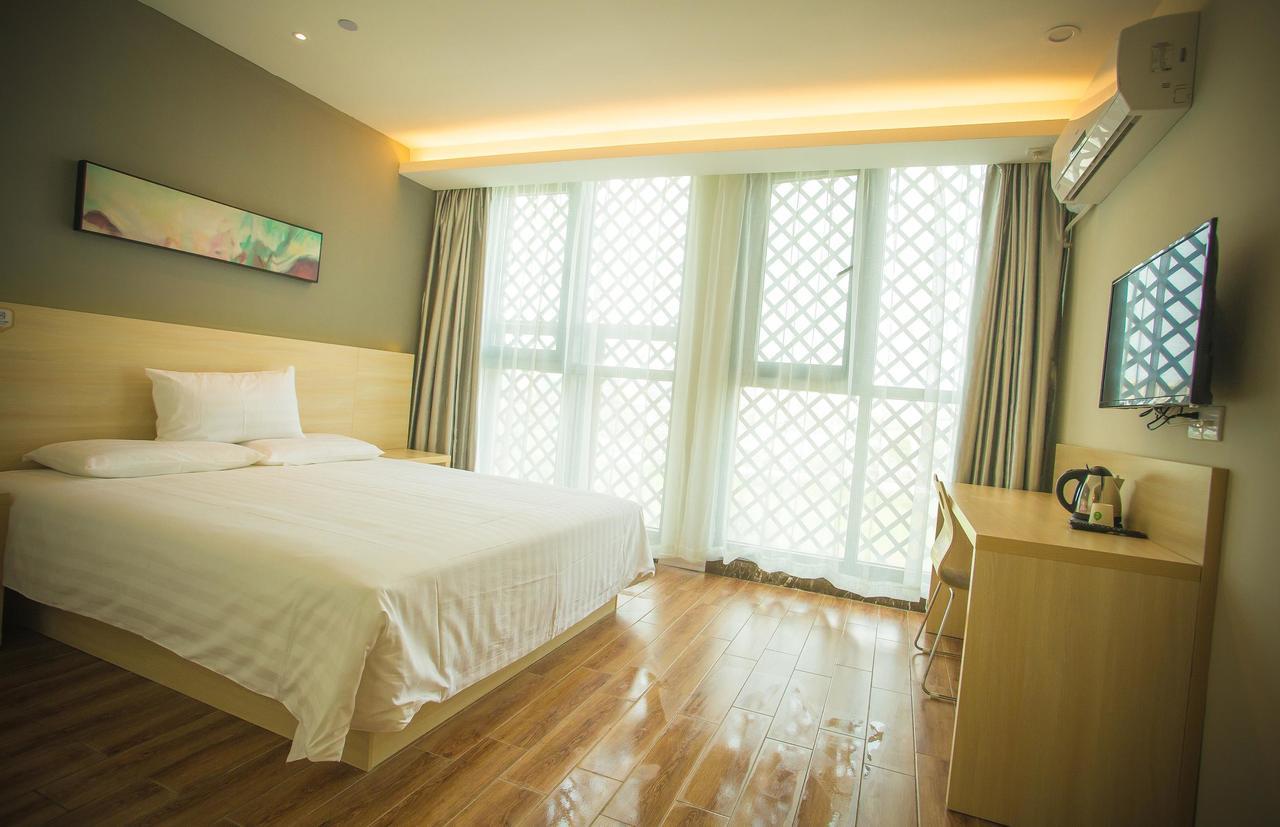 Hotel Hi 2*