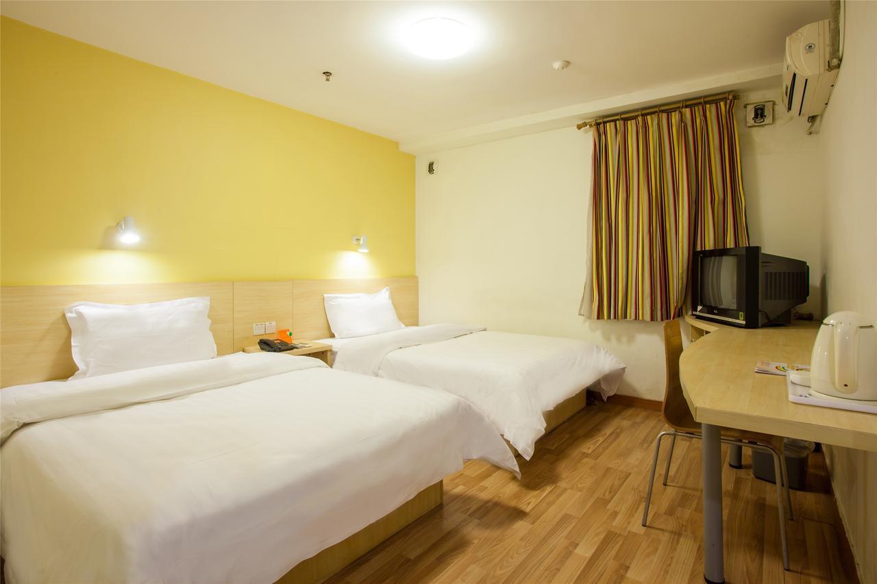 Hotel 7days Conghua Bus Station 2*