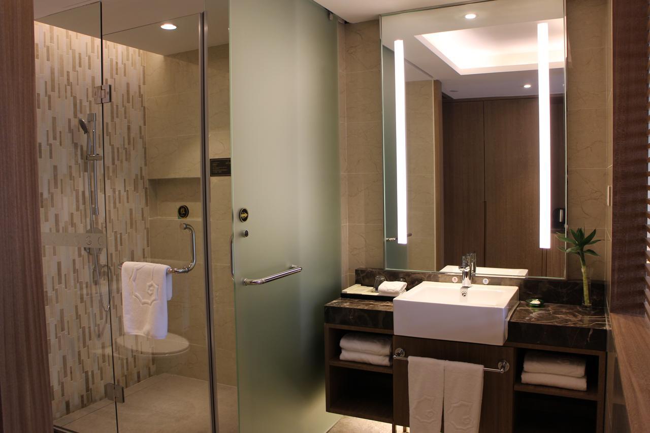 Hotel Southern-club Station 1 Hotel-free Fair Shuttle Bus 4*