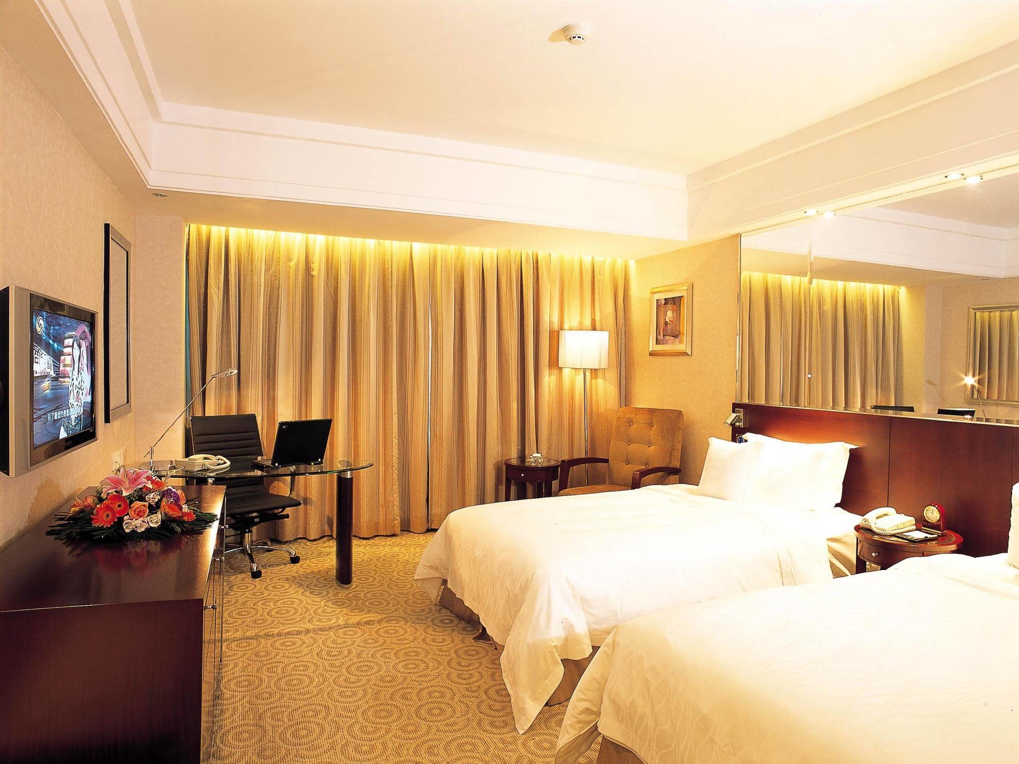 Hotel President Hotel-canton Fair Free Shuttle Bus And Exhibitor Registration 4*