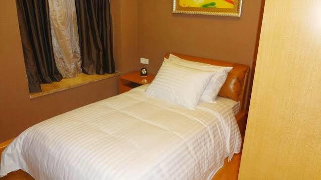 Aparthotel Dan Executive Zhujiang New Town-freeshuttle Bus To Cantonfair Duringcanton Fair Period 4*