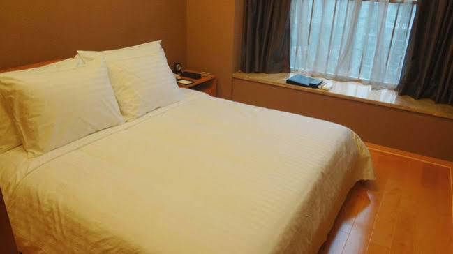 Aparthotel Dan Executive Zhujiang New Town-freeshuttle Bus To Cantonfair Duringcanton Fair Period 4*