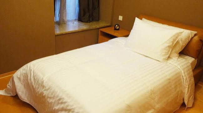 Dan Executive Zhujiang New Town-freeshuttle Bus To Cantonfair Duringcanton Fair Period 4* Guangzhou