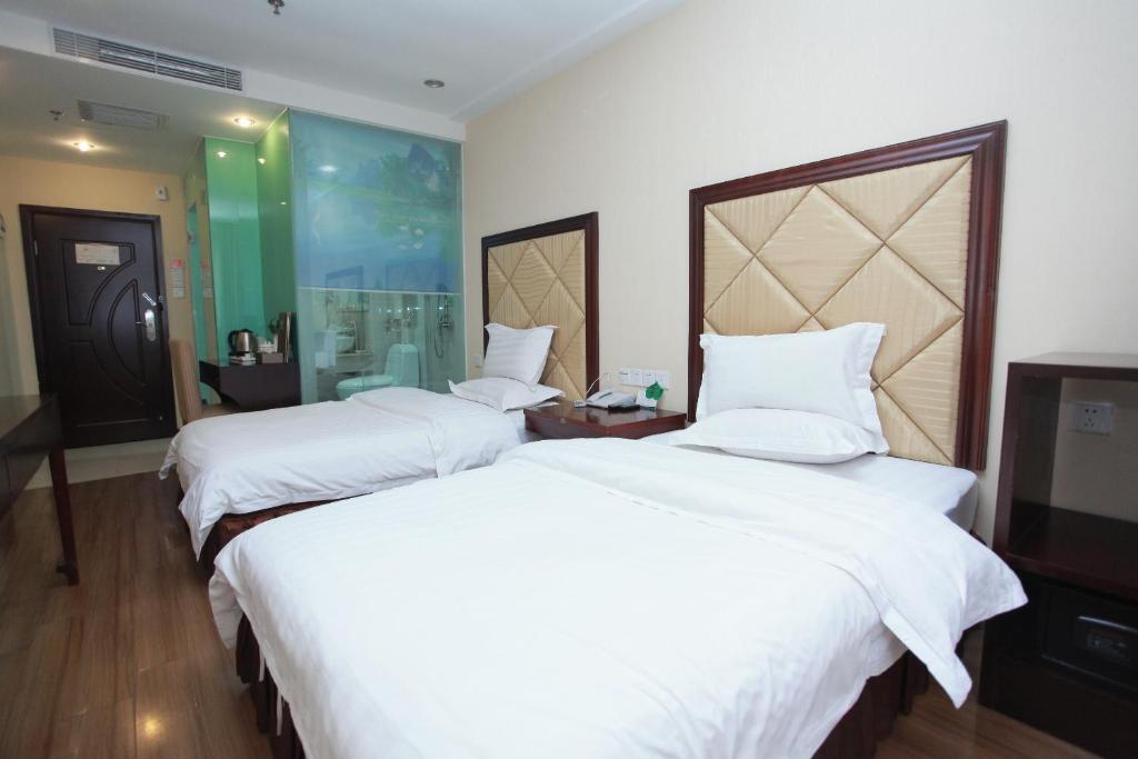 Xinghe - Railway Station Branch Hotel 3*