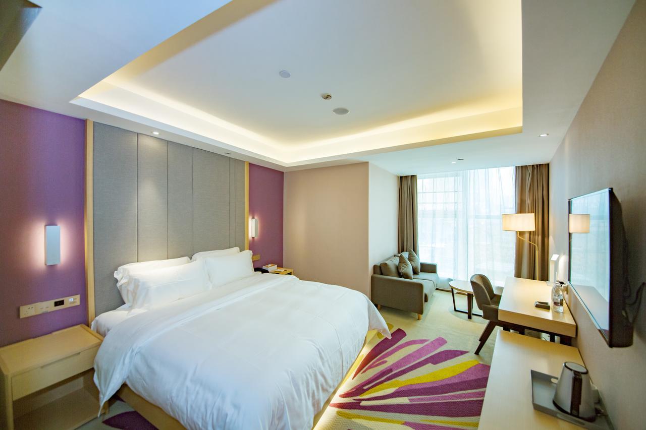 Lavande Haizhu Square Beijing Road Pedestrian Street Hotel 3*