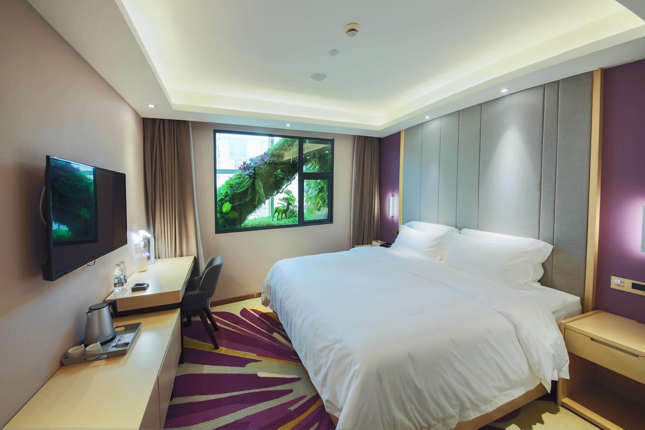 Lavande Haizhu Square Beijing Road Pedestrian Street Hotel 3*