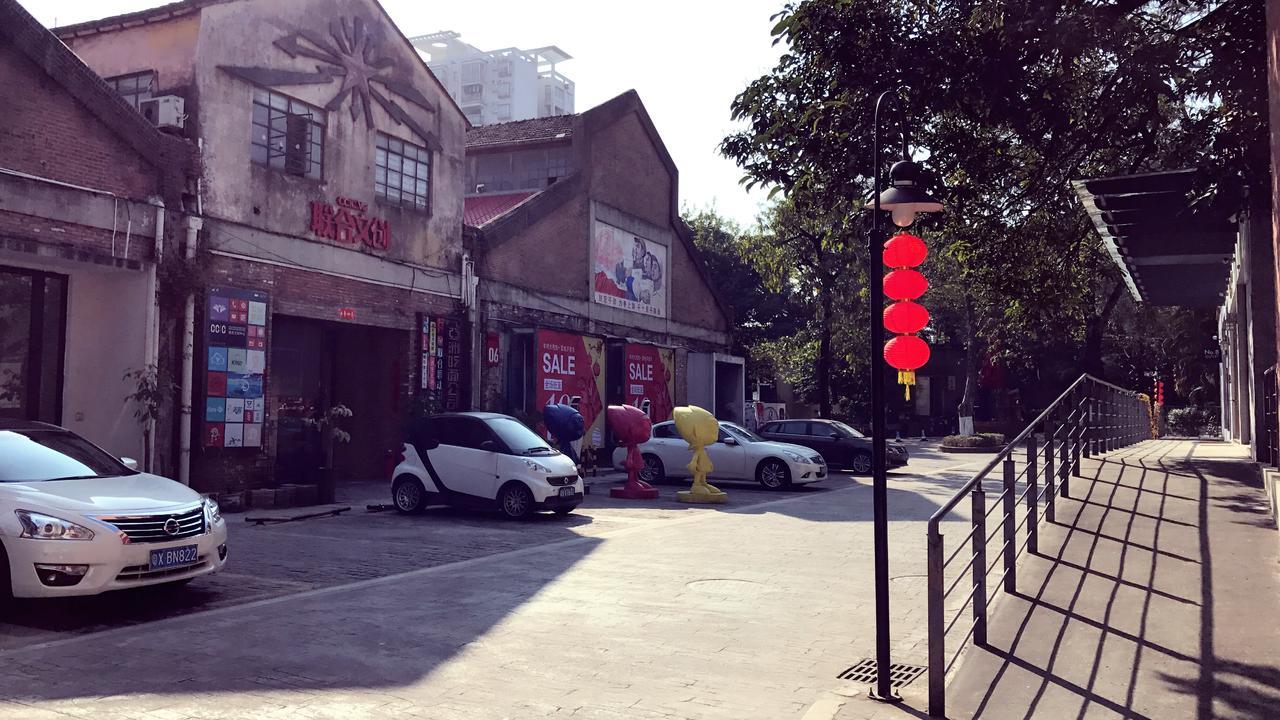 Aparthotel Fangyuan - - Free Shuttle Bus To Fair Complex During 14th Apr To 4th 3*