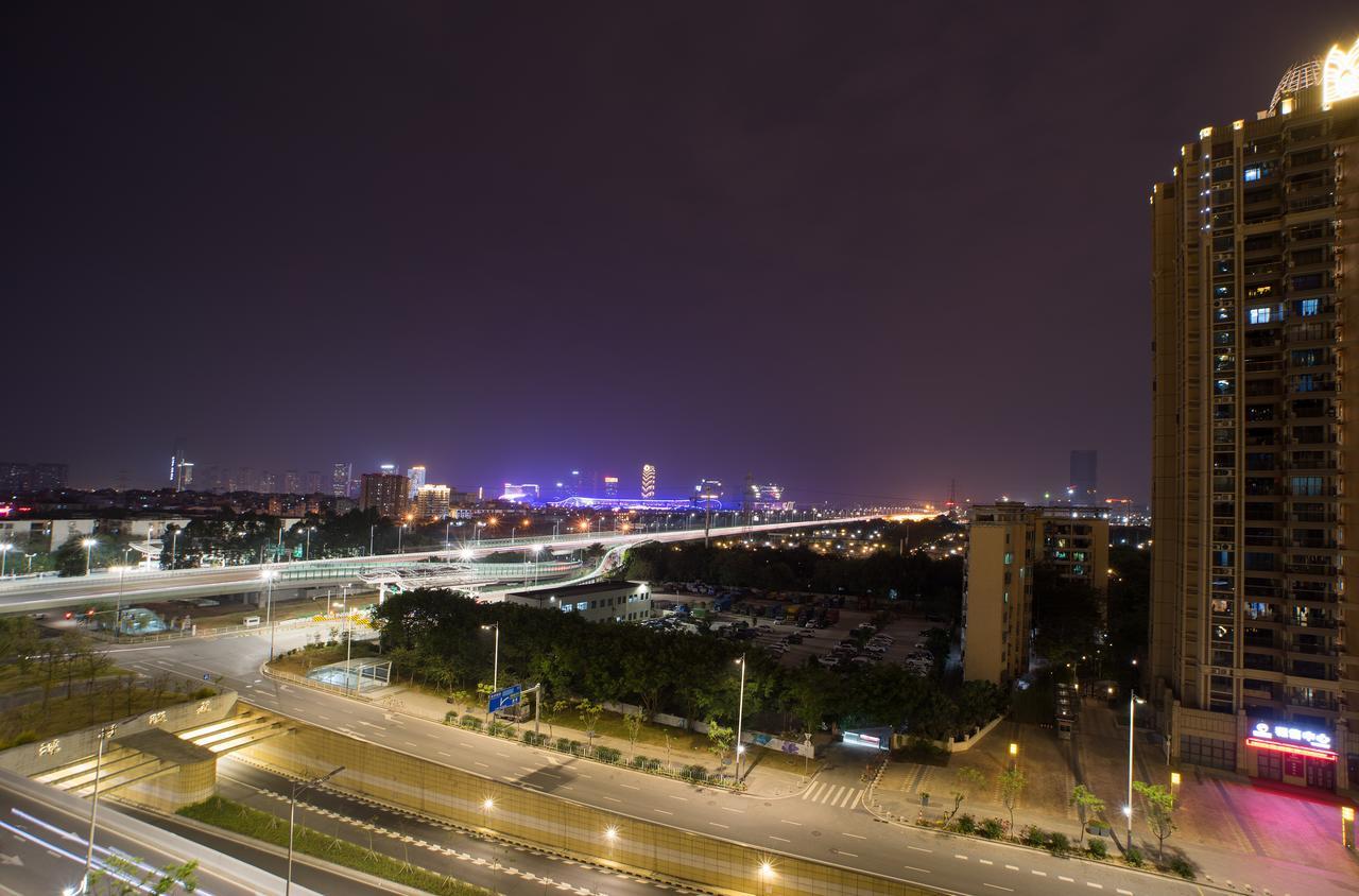 Apartment Nuomo Zhuguang New Town Royal Garden