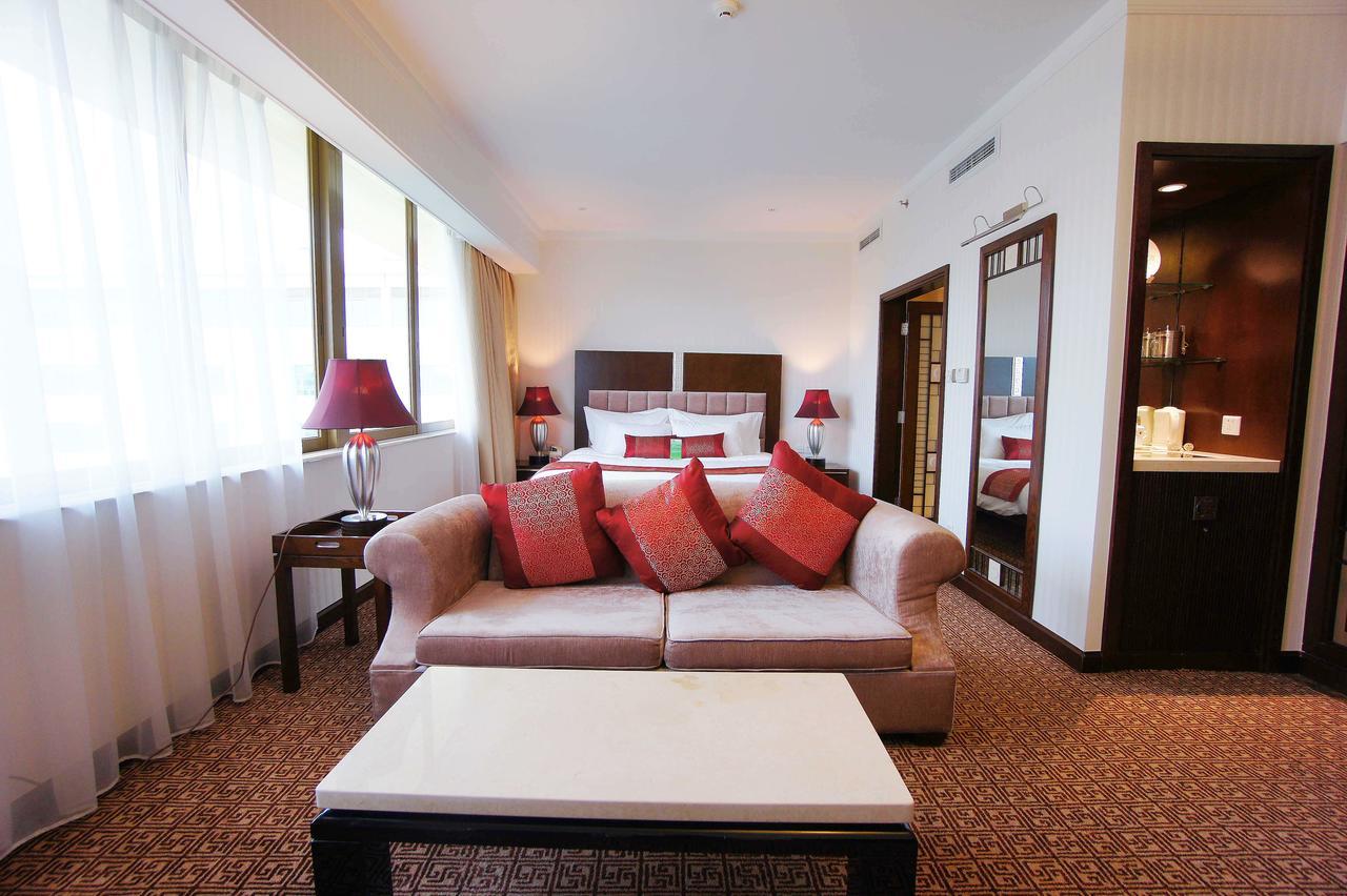 Dong Fang - Free Shuttle Bus To Fair Complex & Overseas Buyer Registration Services Hotel Guangzhou