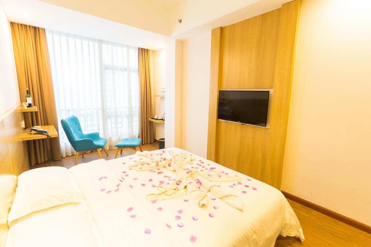 Hotel 良友启程酒店 3*