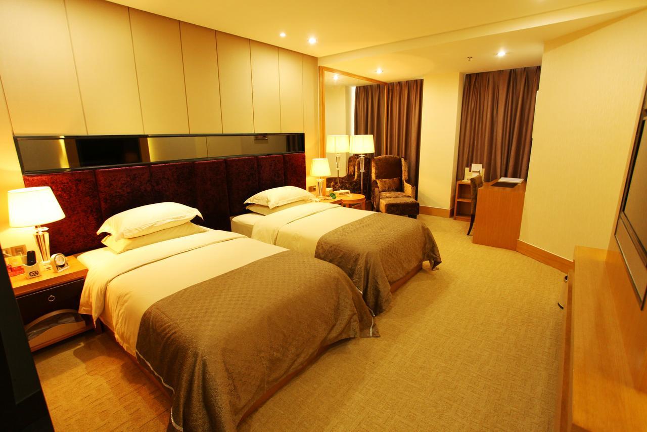 Yinwan - Shiqian Branch Hotel 3*