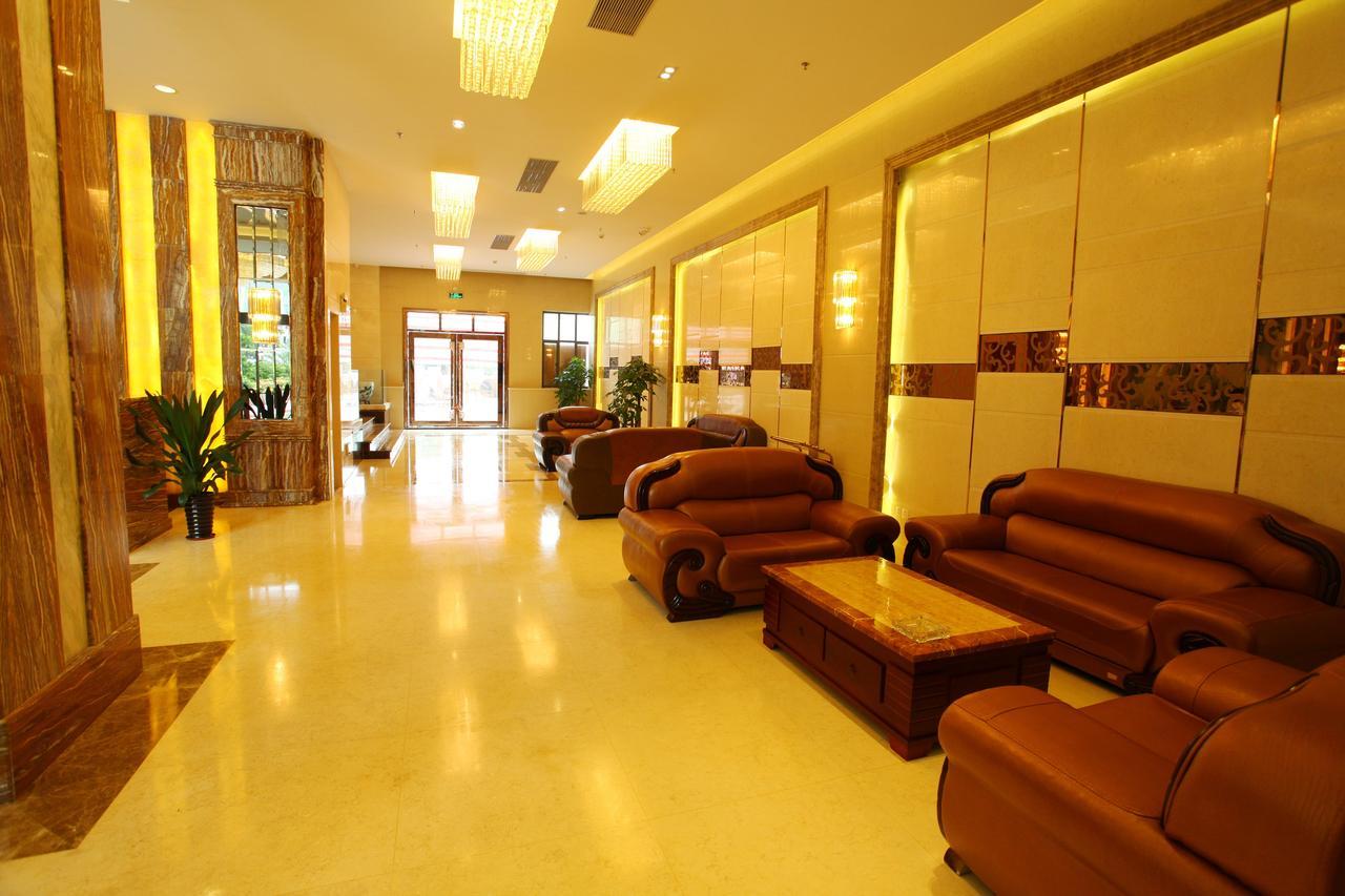 Yinwan - Shiqian Branch 3*