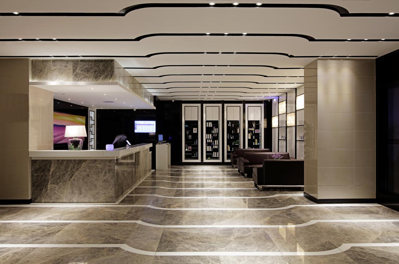 Lavande Ximenkou Metro Hotel 3*