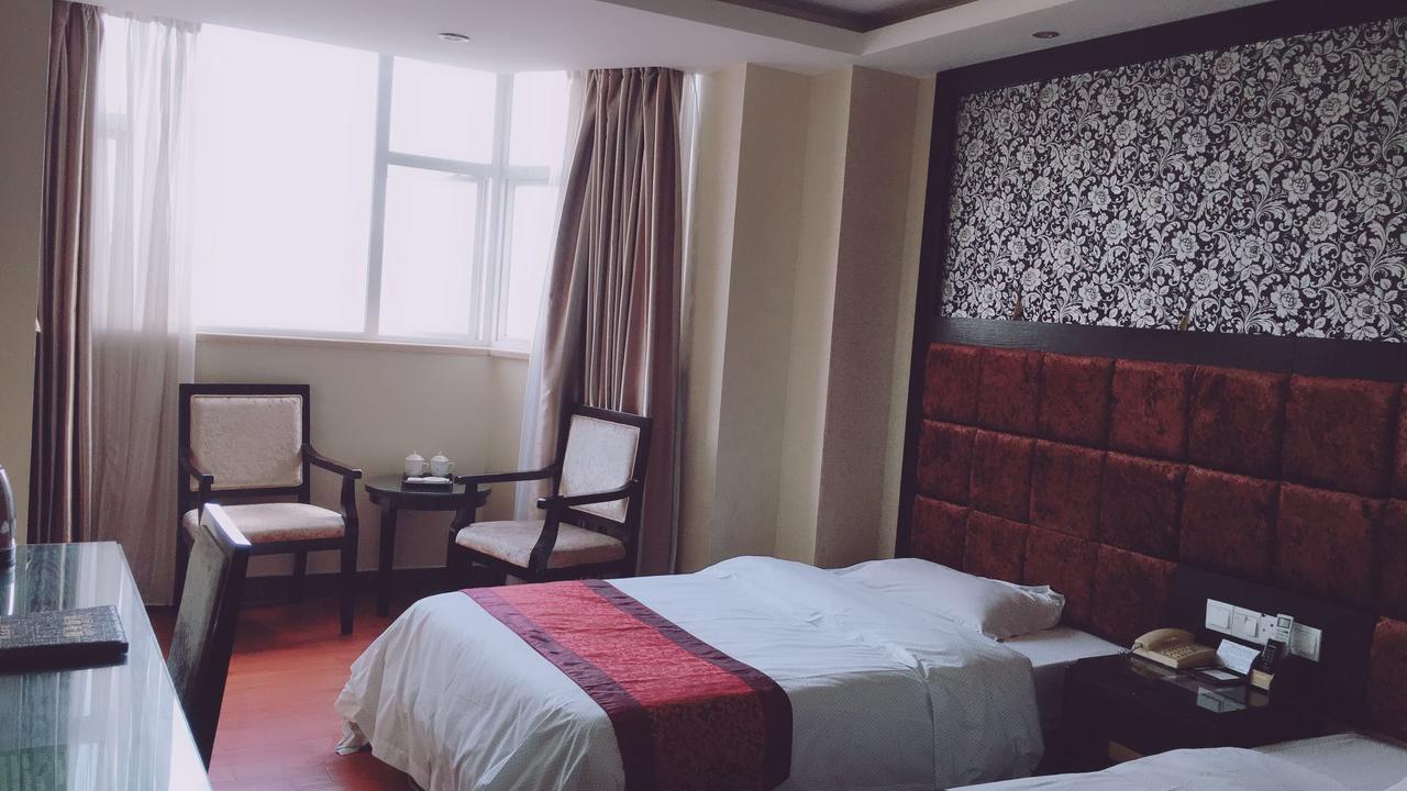 Hotel Lucky 3*