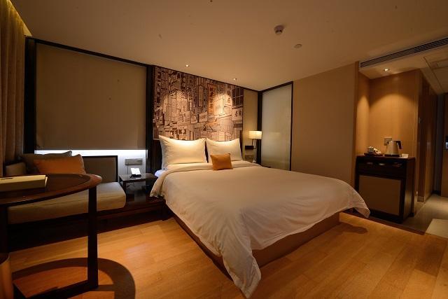 Join Shipai Qiao Metro Branch Hotel 4*